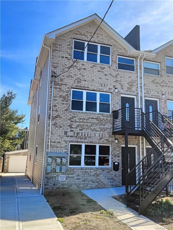 416 Revere Ave Unit 1ST FL, The Bronx, NY 10465 Room for Rent in The