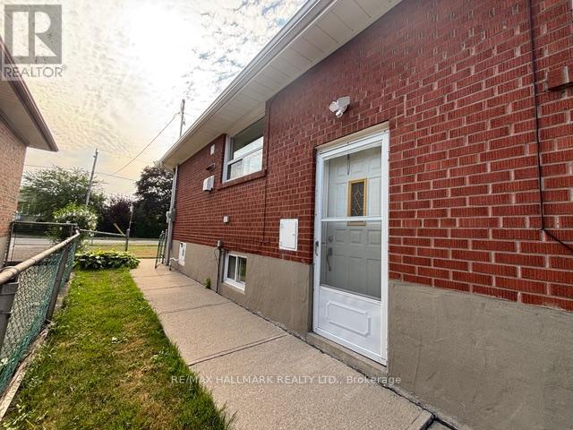 Building Photo - 37 GOODERHAM Dr
