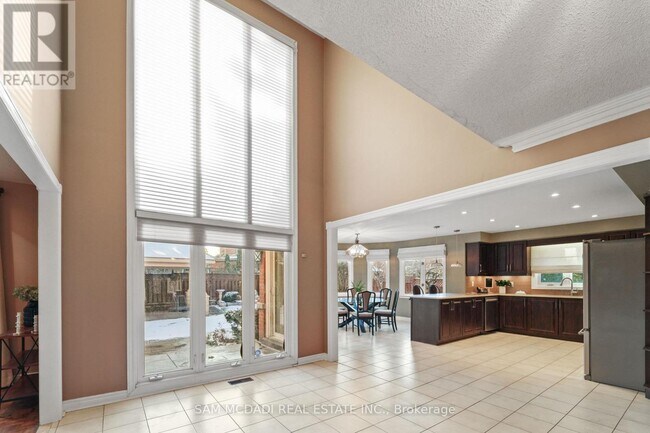 Building Photo - 4873 Forest Hill Dr