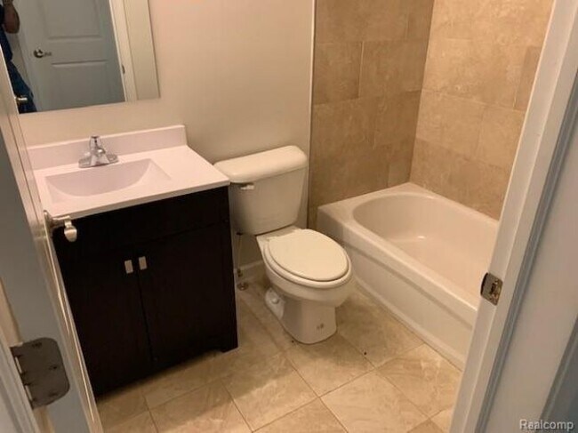 Building Photo - 402 Legato Dr