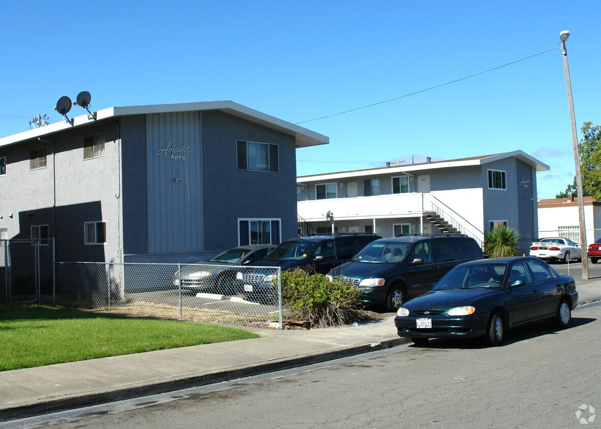 Primary Photo - 1205-1235 Alabama St