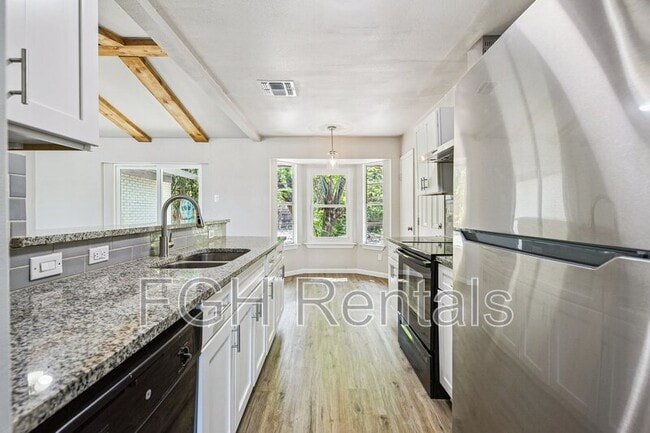 Building Photo - 4218 Mabuni Dr