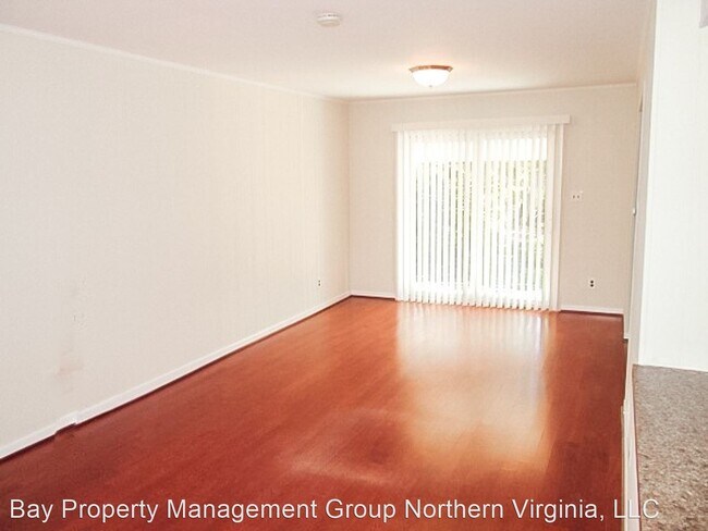 Foto del edificio - 4 br, 2.5 bath House - 9004 STRATFORD LANE