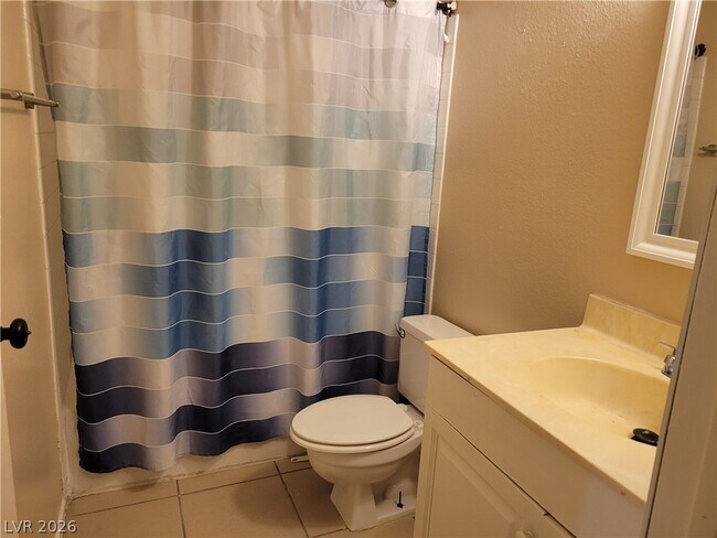 Foto del edificio - 429 N Lamb Blvd