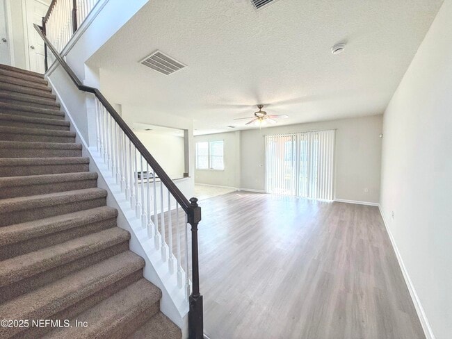 Foto del edificio - 14020 Corrine Cir