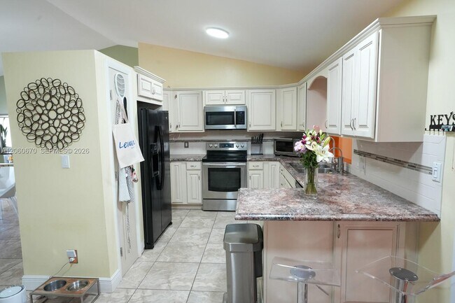 Foto del edificio - 2304 SE 8th Terrace