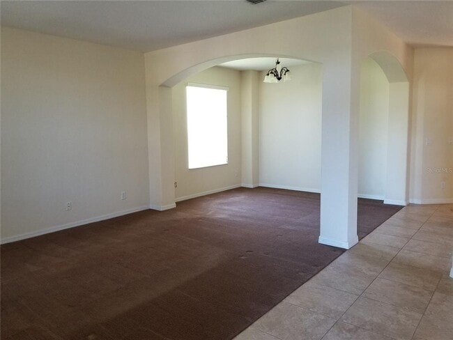 Building Photo - 10913 Lemay Dr