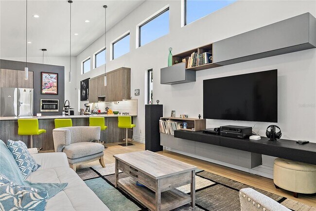 Foto del edificio - 2500 4th Ave S