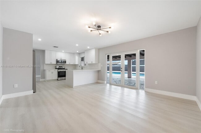 Building Photo - 13410 SW 21st St