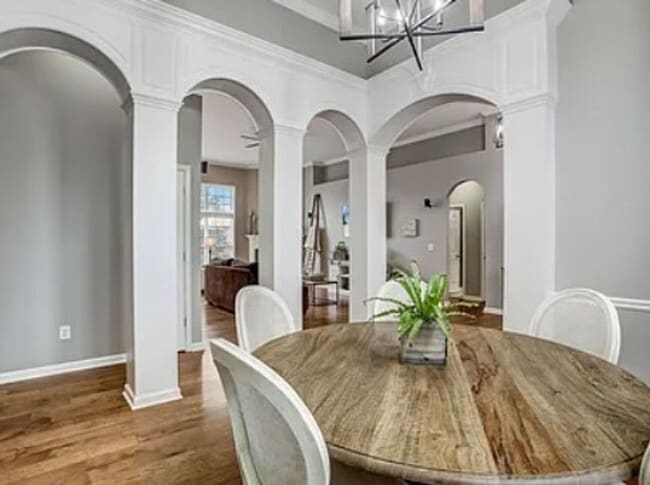 Building Photo - Spring Hill Gem! 3BR Home w/ Patio, Fire P...