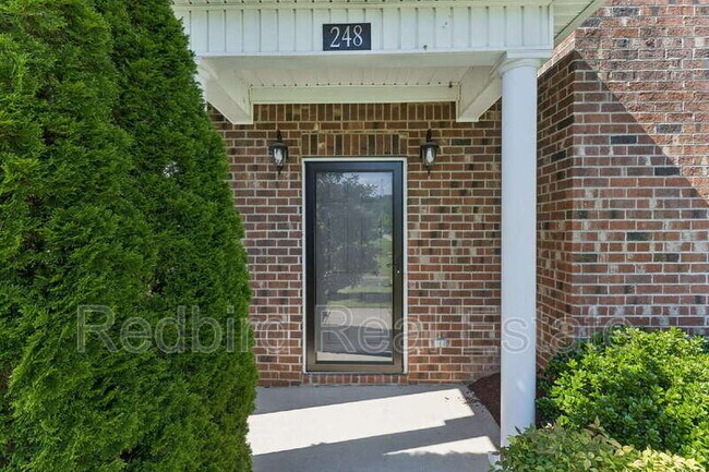 Foto del edificio - 248 Rowlette Cir
