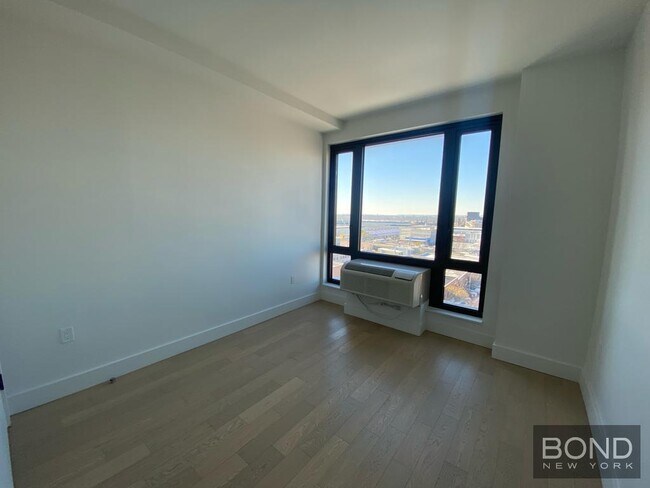 Foto del edificio - 635 Fourth Avenue