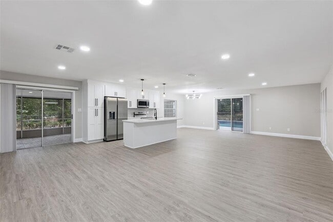 Foto del edificio - 704 Milan Ct