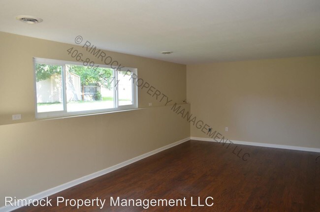 Building Photo - 1063-1063 Wiloma Dr