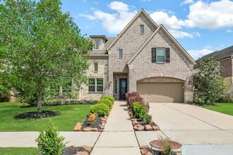 Building Photo - 2610 Orleans Way