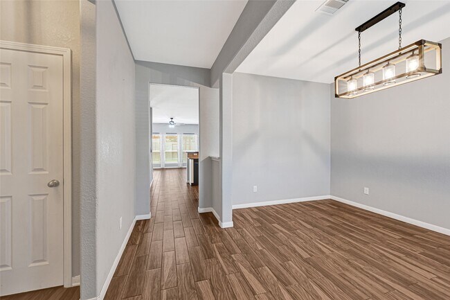Foto del edificio - 29467 Iris Bloom Ct
