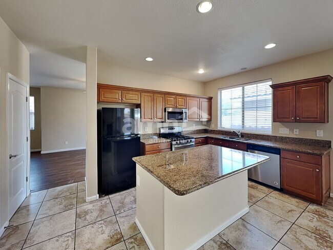 Building Photo - 2190 N 135th Dr
