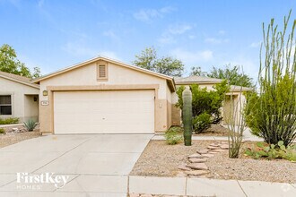 Building Photo - 9966 E Deer Trail