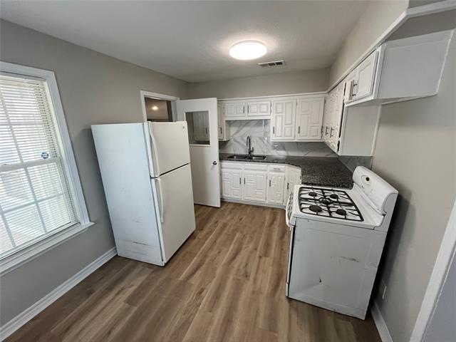 Building Photo - 712 Dewberry St