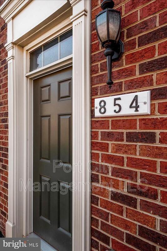 Photo - 854 S Macon St. Apartment