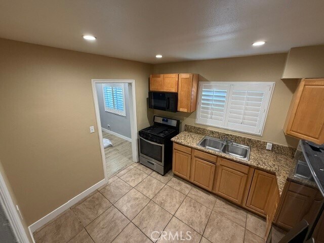 Foto del edificio - 3120 W 135th St