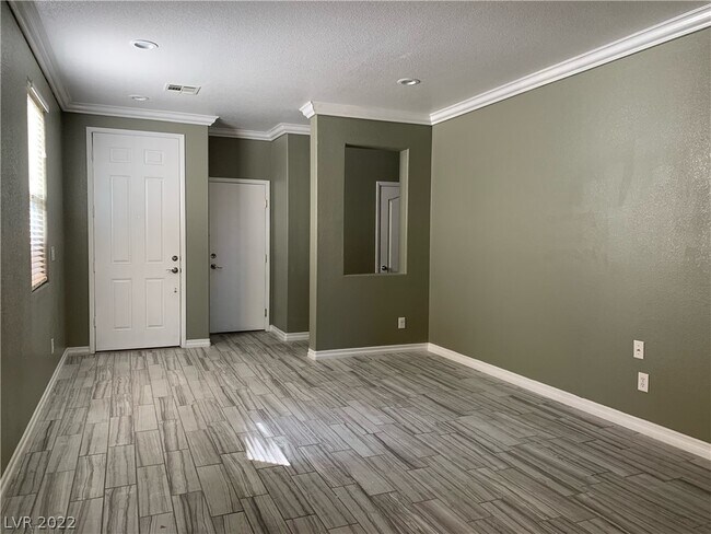 Building Photo - 630 Belsay Castle Ct