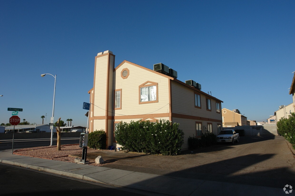 Building Photo - Village At Washington