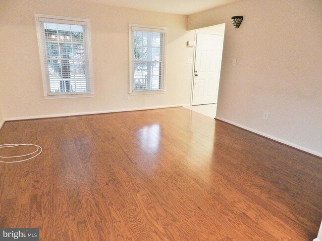 Foto del edificio - 14509 William Carr Ln