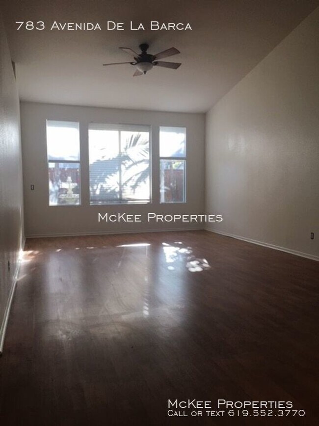 Foto del edificio - 783 Avenida De La Barca