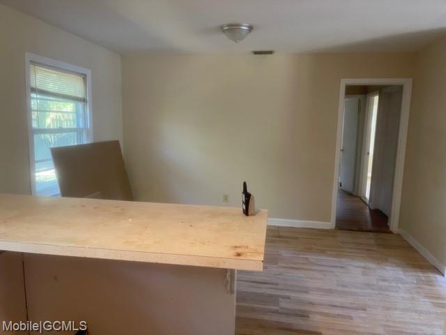 Building Photo - 609 Wesley Ln E