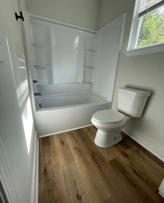 Foto del edificio - 119 Stevenson St