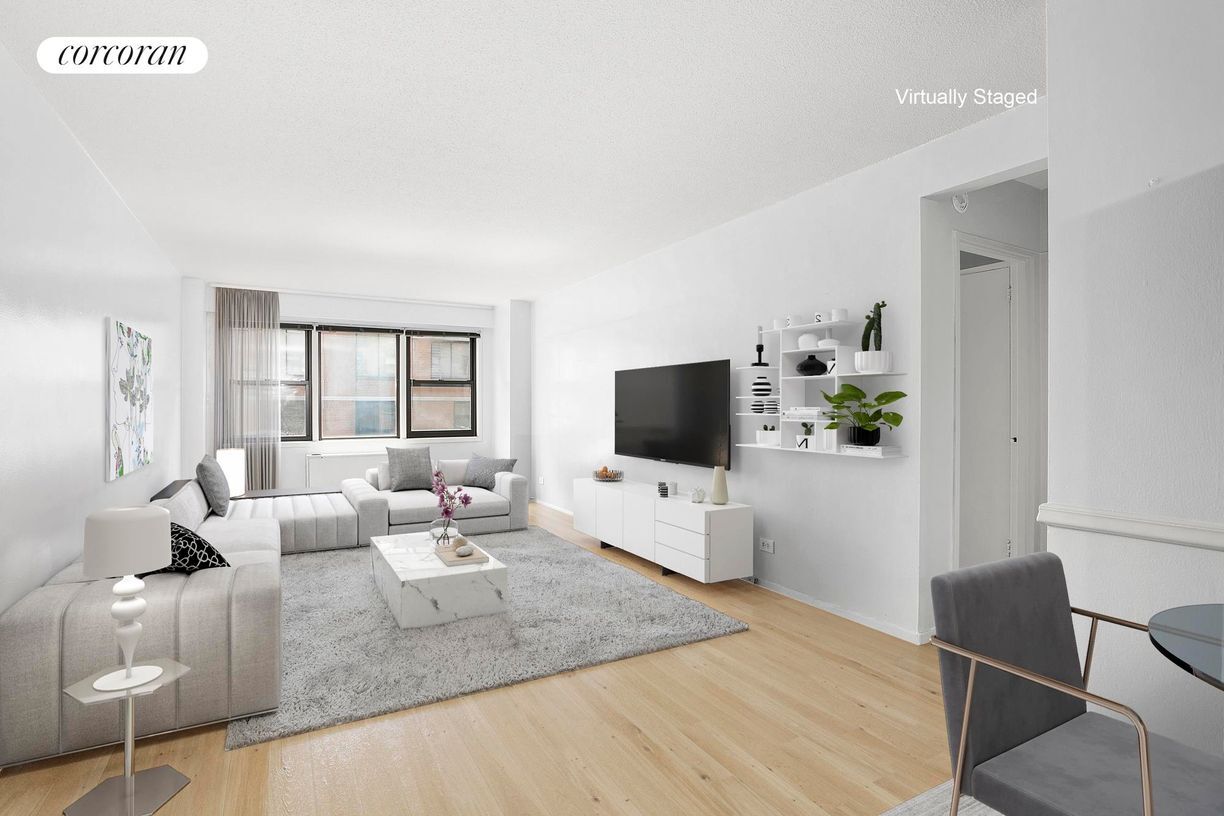 Foto principal - 522 E 81st St