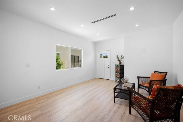 Foto del edificio - 1437 Ardmore Ave