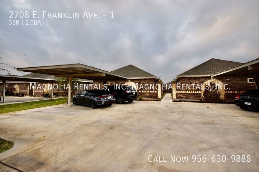 Foto principal - 2708 E Franklin Ave