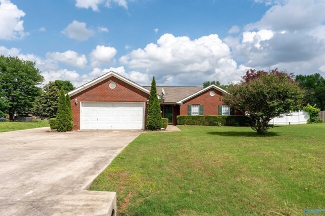 Building Photo - 14542 Sara Beth Dr