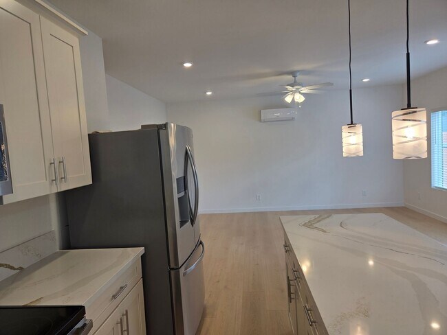 Foto del edificio - Brand New Two Bedroom Two Bathroom ADU