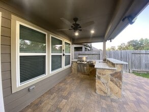 Building Photo - 18326 W Hardy Rd