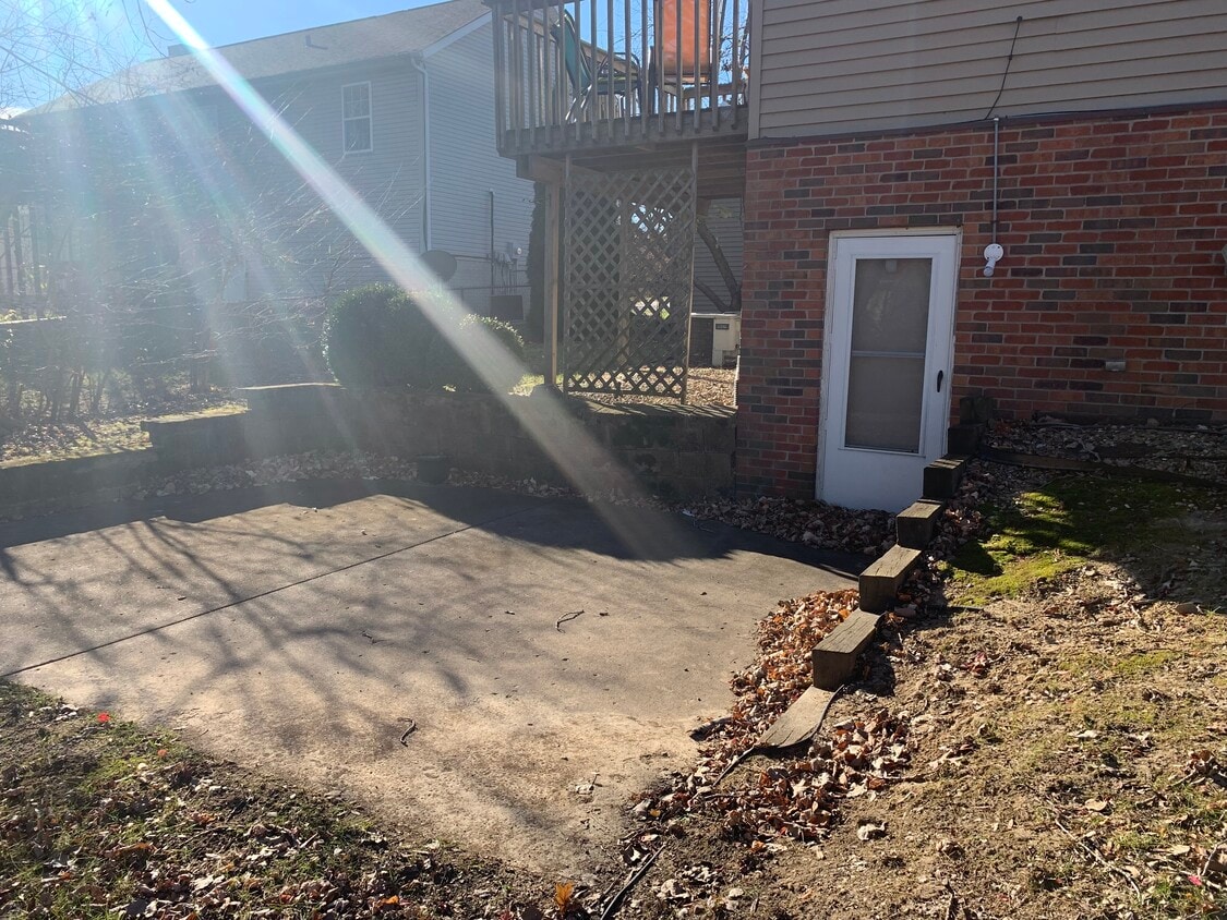 Building Photo - 3633 W Richwoods Blvd