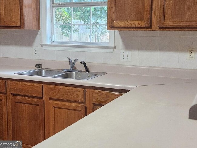 Foto del edificio - 10883 Knotty Pine Pl