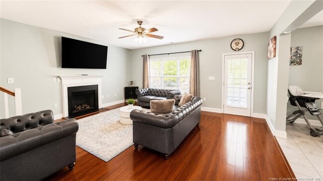 Foto del edificio - 3541 Castlefield Ln