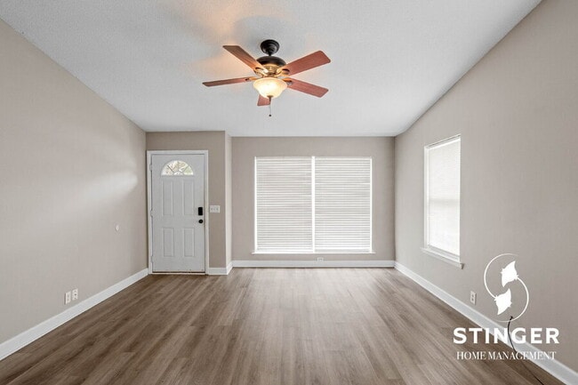 Foto del edificio - 16 Quail Ridge Cir N