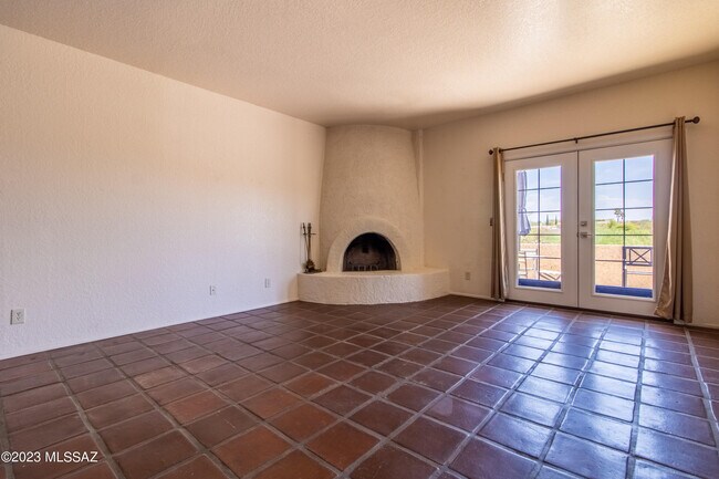 Building Photo - 4664 E Camino Pimeria Alta