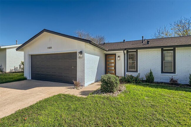 Foto del edificio - 11005 Applewood Dr