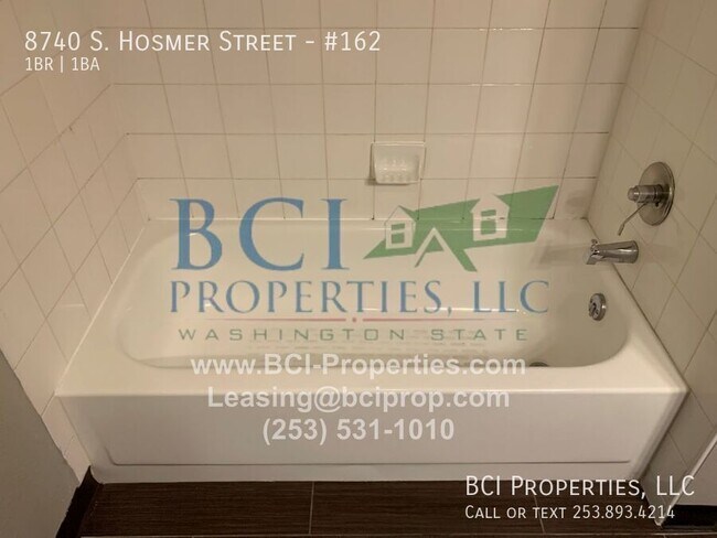 Building Photo - 8740 S Hosmer St
