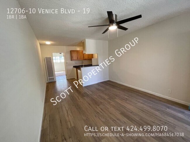 Building Photo - **MOVE-IN SPECIAL: 1 MONTH - OAC** Modern ...
