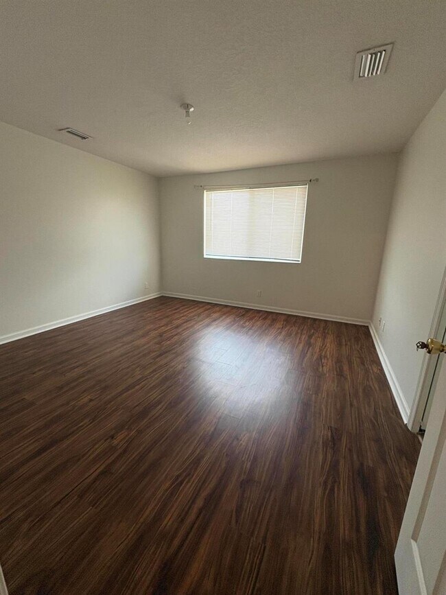 Foto del edificio - 3122 Coral Ridge Dr