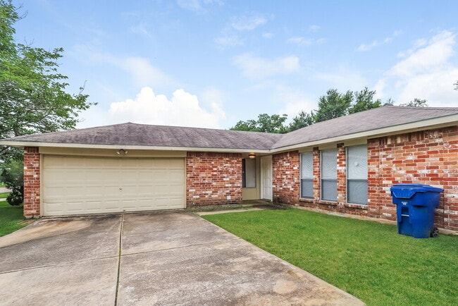Building Photo - 2010 Quail Pl Dr