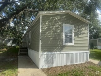 Building Photo - 9710 Polak Dr