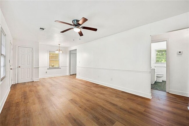 Building Photo - 509 Park Valley Dr NW