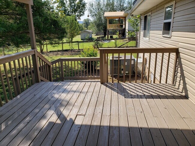 Building Photo - 8229 Providence Rd